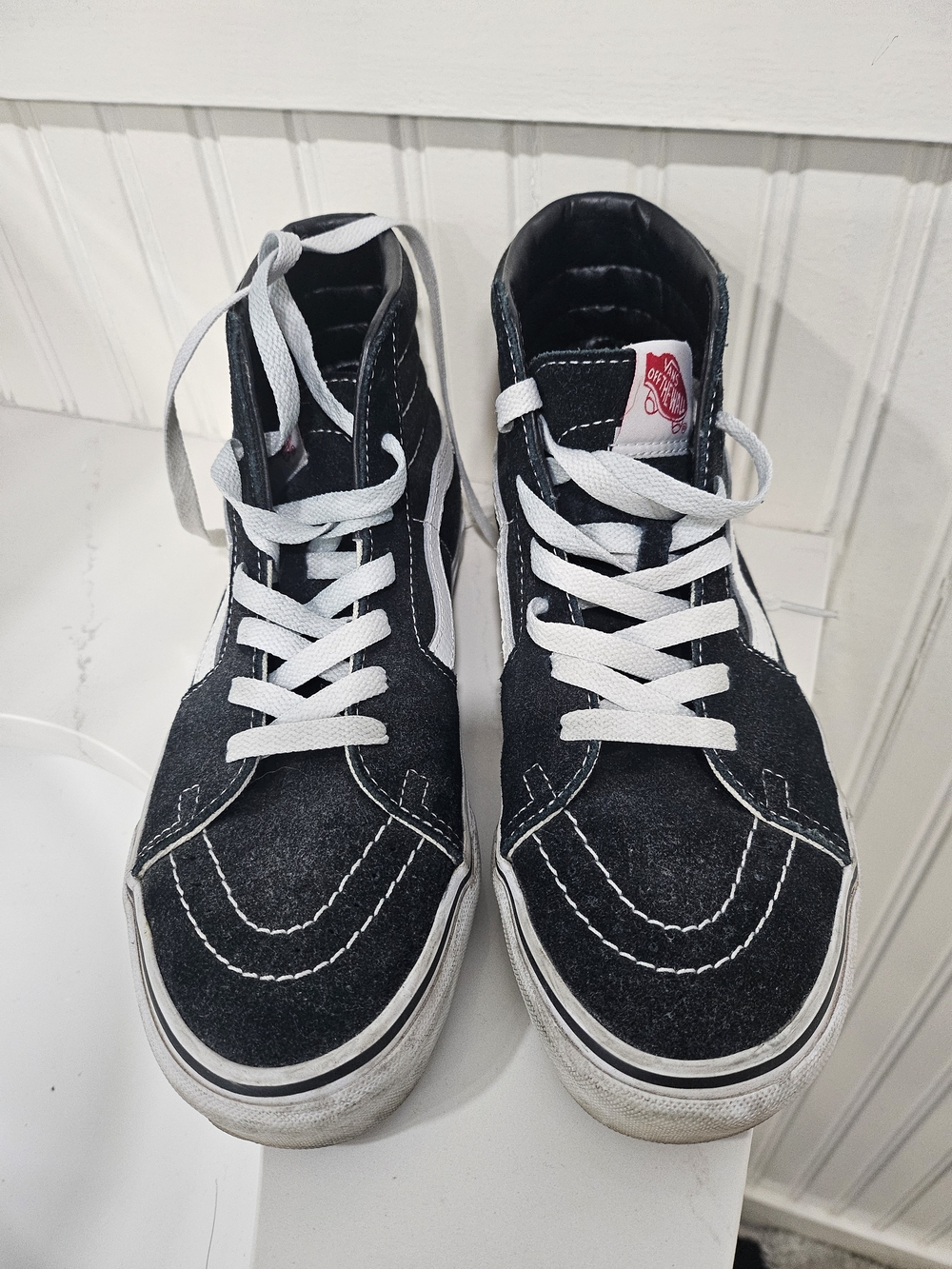 Vans Black & White Sk8-Hi Skate Sneakers Women's Size 7